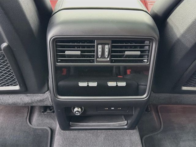 2024 Porsche Cayenne Coupe - 23087446 - 25