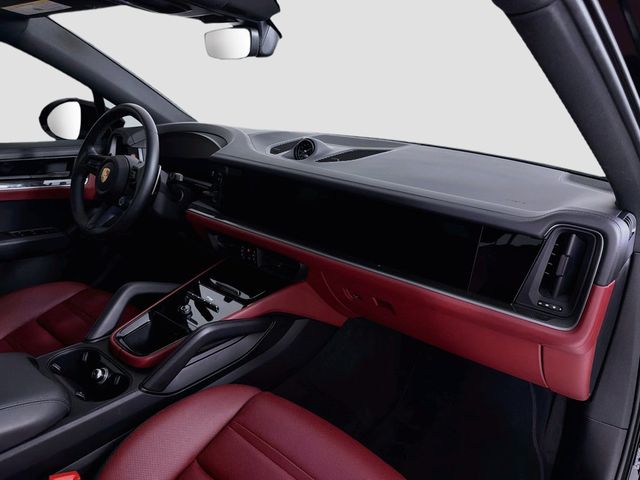 2024 Porsche Cayenne Coupe - 23087446 - 29