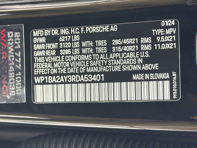 2024 Porsche Cayenne Coupe - 23087446 - 36