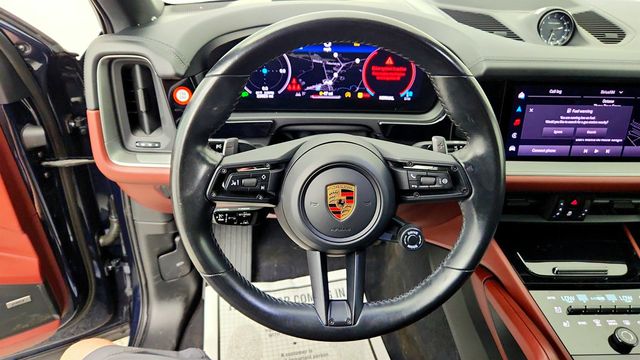 2024 Porsche Cayenne Coupe w/ Premium Pkg Plus, PDCC & Air Suspension - 23044973 - 12