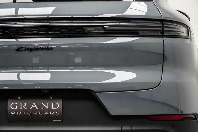 2024 Porsche Cayenne E-Hybrid - 23066607 - 16