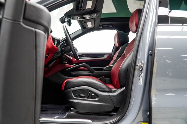 2024 Porsche Cayenne E-Hybrid - 23066607 - 49