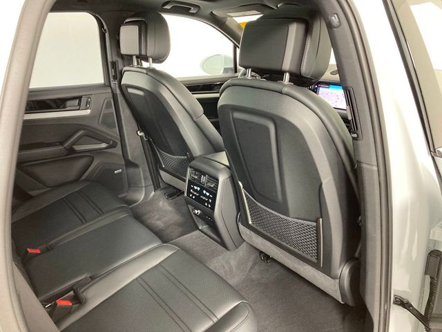 2024 Porsche Cayenne E-Hybrid - 22978817 - 19