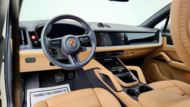 2024 Porsche Cayenne E-Hybrid with Premium Package Plus & Adaptive Air Suspension - 22977815 - 11
