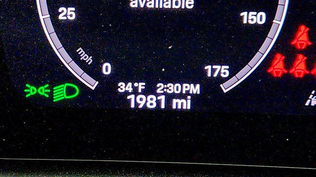 2024 Porsche Cayenne E-Hybrid with Premium Package Plus & Adaptive Air Suspension - 22977815 - 14