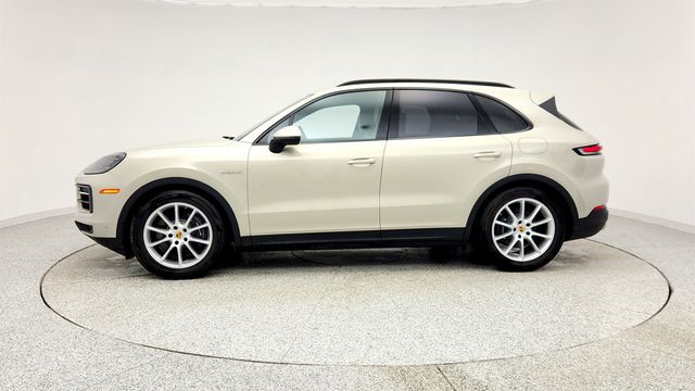 2024 Porsche Cayenne E-Hybrid with Premium Package Plus & Adaptive Air Suspension - 22977815 - 7