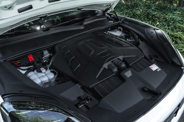 2024 Porsche Cayenne S Coupe - 23046246 - 27