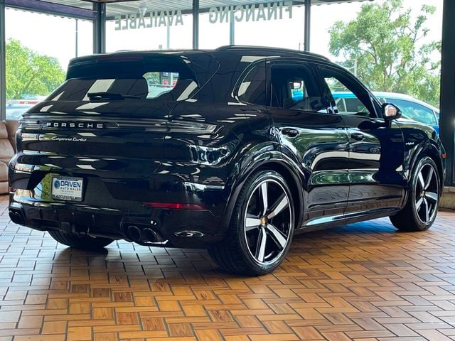 2024 Porsche Cayenne Turbo E-Hybrid - 23071311 - 10
