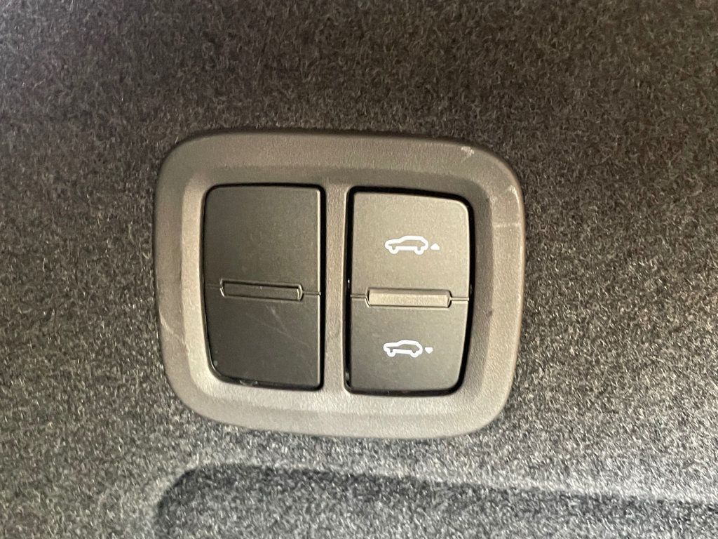 2024 Porsche Cayenne Turbo E-Hybrid - 23071311 - 16