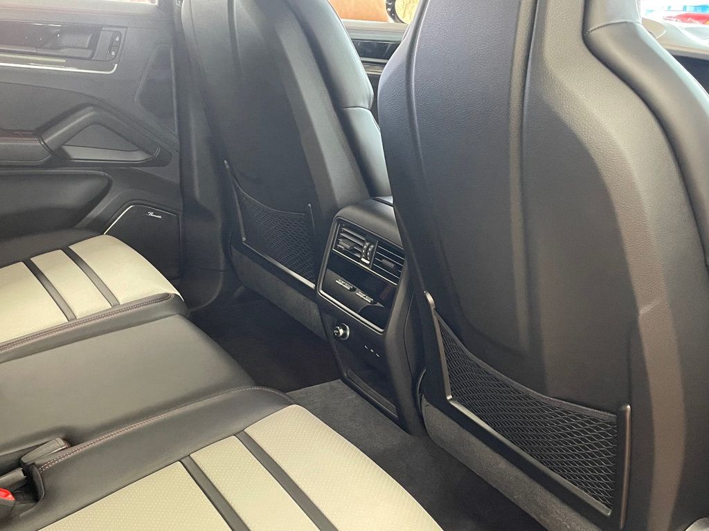 2024 Porsche Cayenne Turbo E-Hybrid - 23071311 - 26