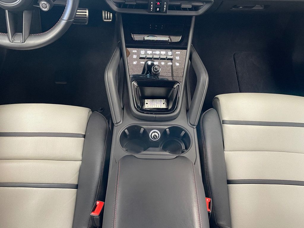 2024 Porsche Cayenne Turbo E-Hybrid - 23071311 - 35