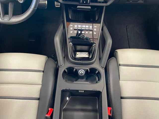 2024 Porsche Cayenne Turbo E-Hybrid - 23071311 - 36