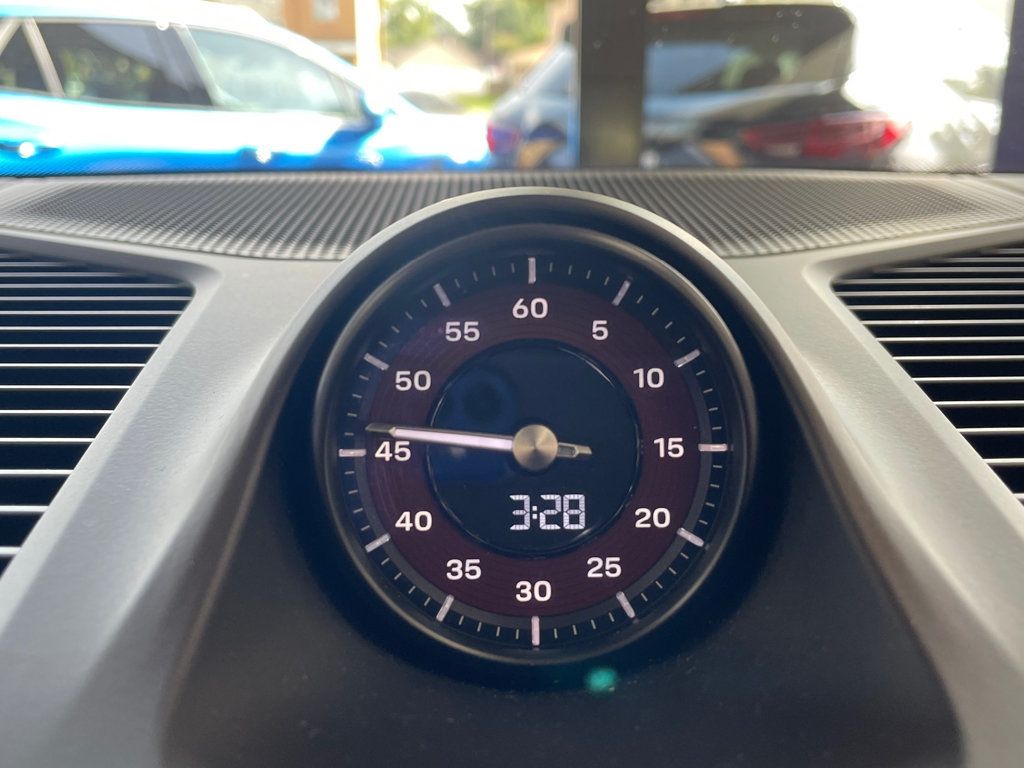 2024 Porsche Cayenne Turbo E-Hybrid - 23071311 - 50