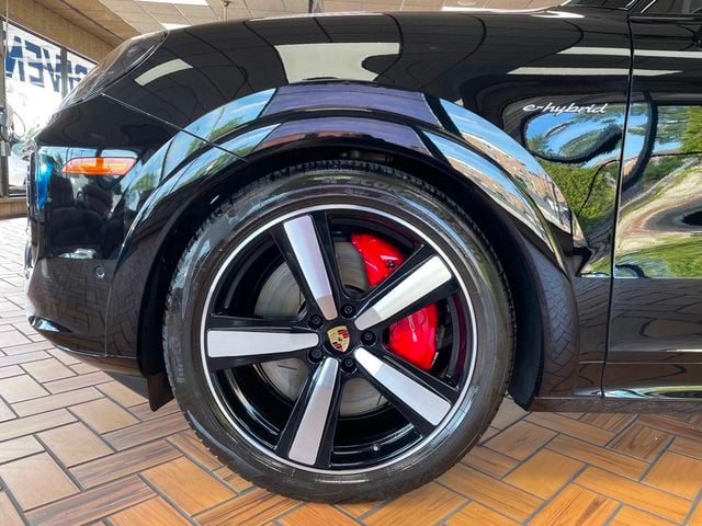2024 Porsche Cayenne Turbo E-Hybrid - 23071311 - 5