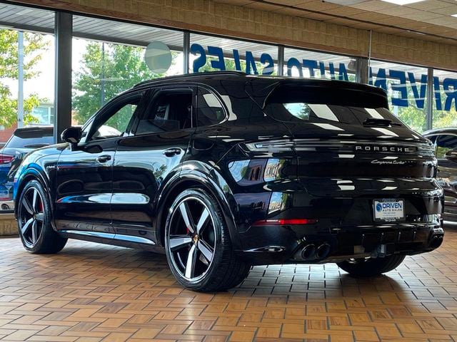 2024 Porsche Cayenne Turbo E-Hybrid - 23071311 - 8