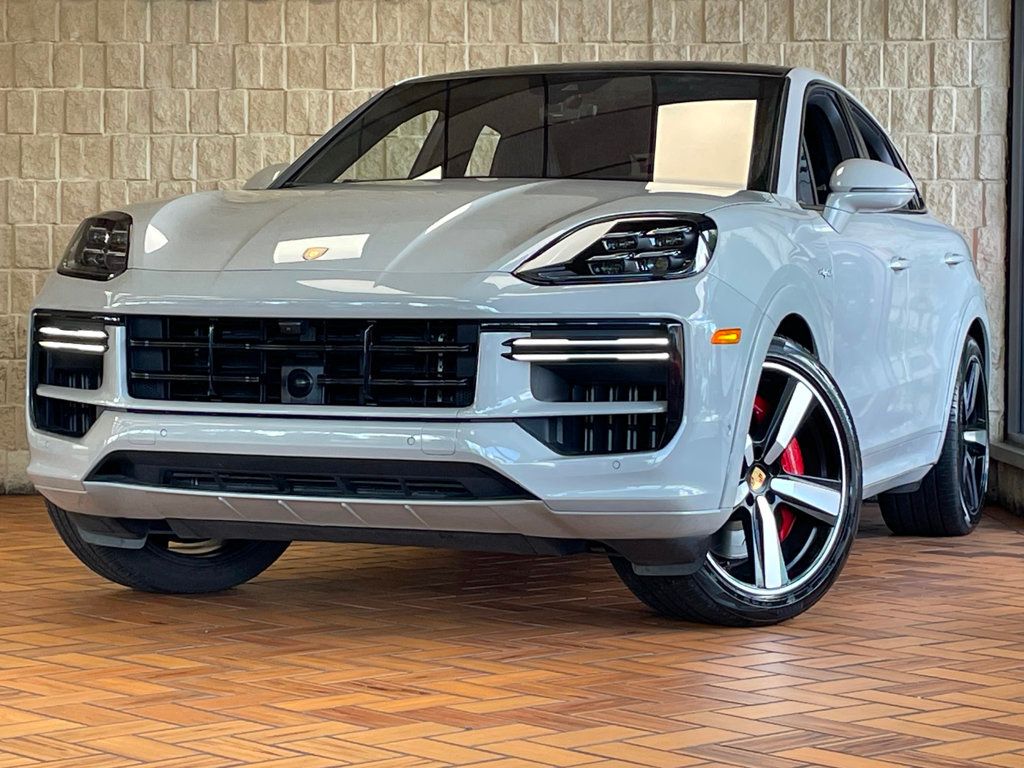 2024 Porsche Cayenne Turbo E-Hybrid Coupe - 23040325 - 1