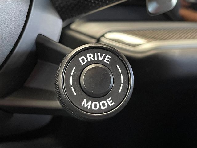 2024 Porsche Cayenne Turbo E-Hybrid Coupe - 23040325 - 32