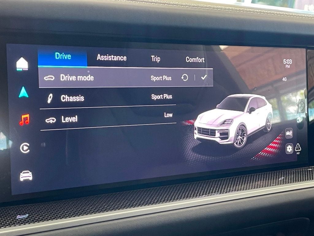 2024 Porsche Cayenne Turbo E-Hybrid Coupe - 23040325 - 38