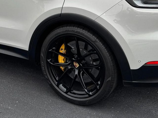 2024 Porsche Cayenne Turbo GT Coupe - 22938494 - 45
