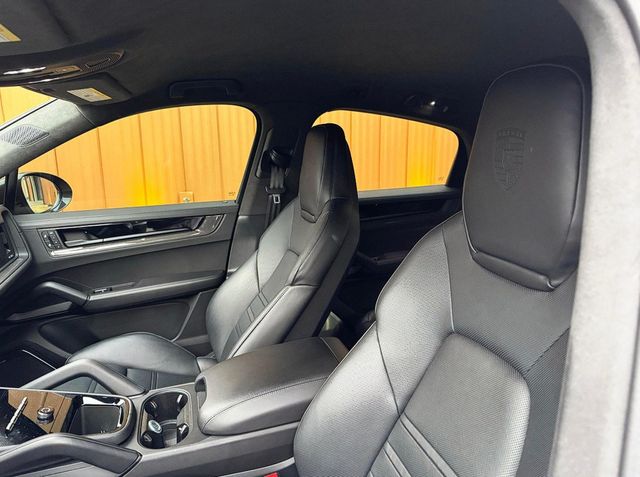 2024 Porsche Cayenne Turbo GT Coupe - 22938494 - 51