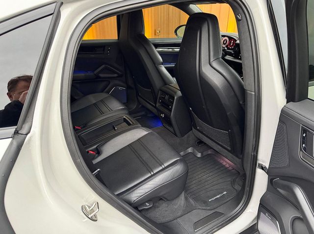 2024 Porsche Cayenne Turbo GT Coupe - 22938494 - 62