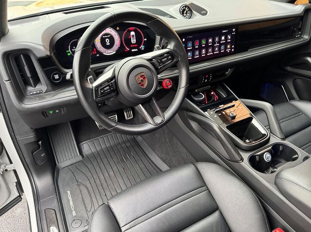 2024 Porsche Cayenne Turbo GT Coupe - 22938494 - 67