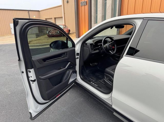 2024 Porsche Cayenne Turbo GT Coupe - 22938494 - 79