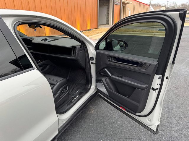 2024 Porsche Cayenne Turbo GT Coupe - 22938494 - 85