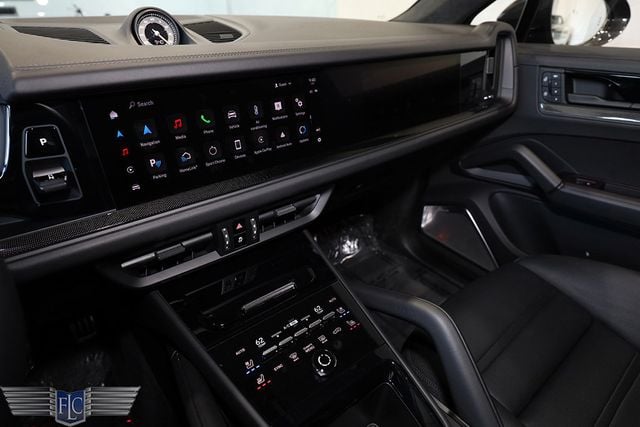 2024 Porsche Cayenne Turbo GT Coupe - 22937099 - 29