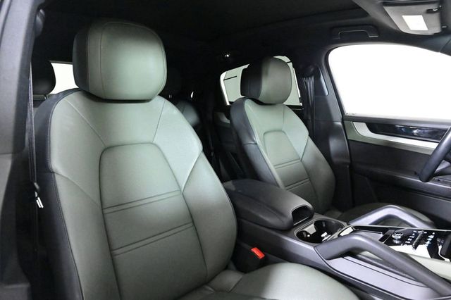2024 Porsche Cayenne Coupe Coupe - 22933002 - 18