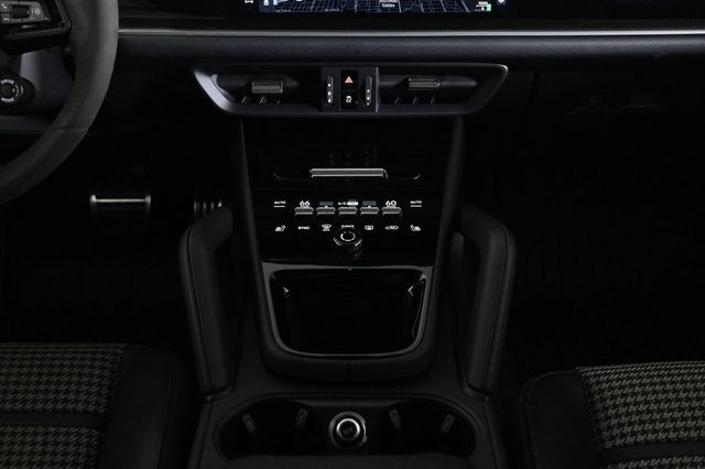 2024 Porsche Cayenne Coupe S - 22931293 - 15