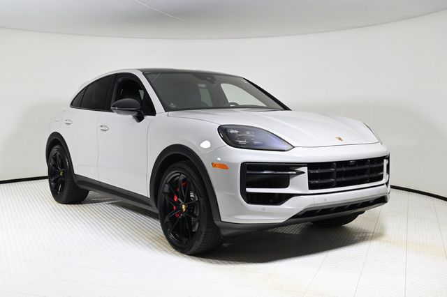 2024 Porsche Cayenne Coupe S - 22931293 - 8