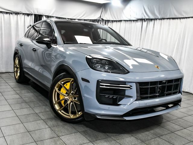 2024 Porsche Cayenne Coupe Turbo GT photo 3