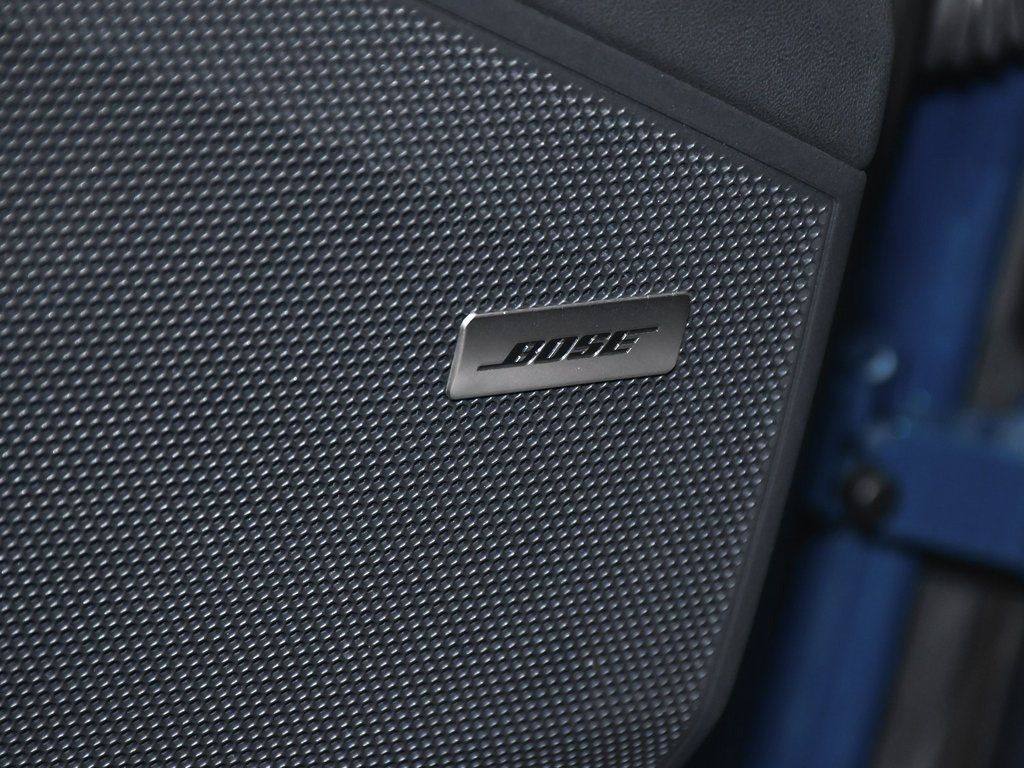 2024 Porsche Cayenne E-Hybrid S photo 11