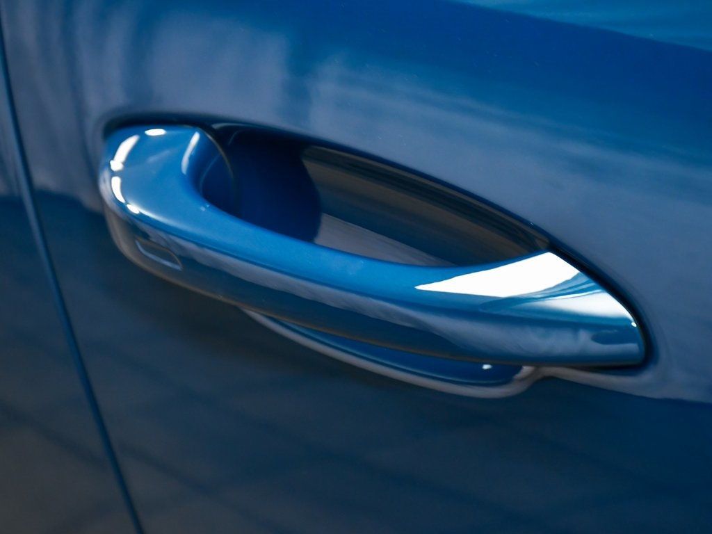 2024 Porsche Cayenne E-Hybrid S photo 18