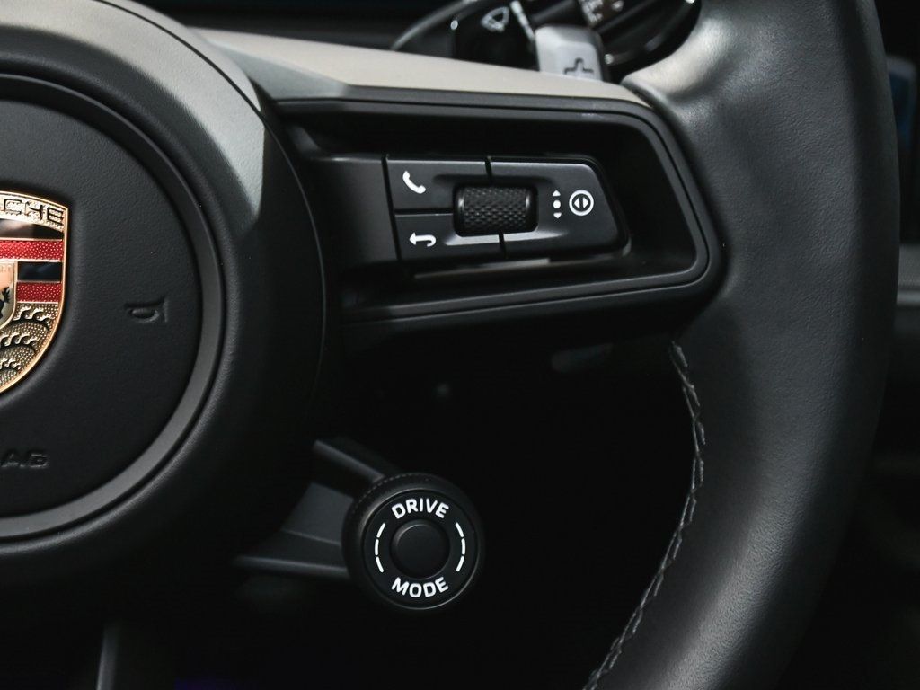 2024 Porsche Cayenne E-Hybrid S photo 37
