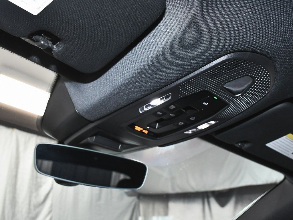 2024 Porsche Cayenne E-Hybrid S photo 40