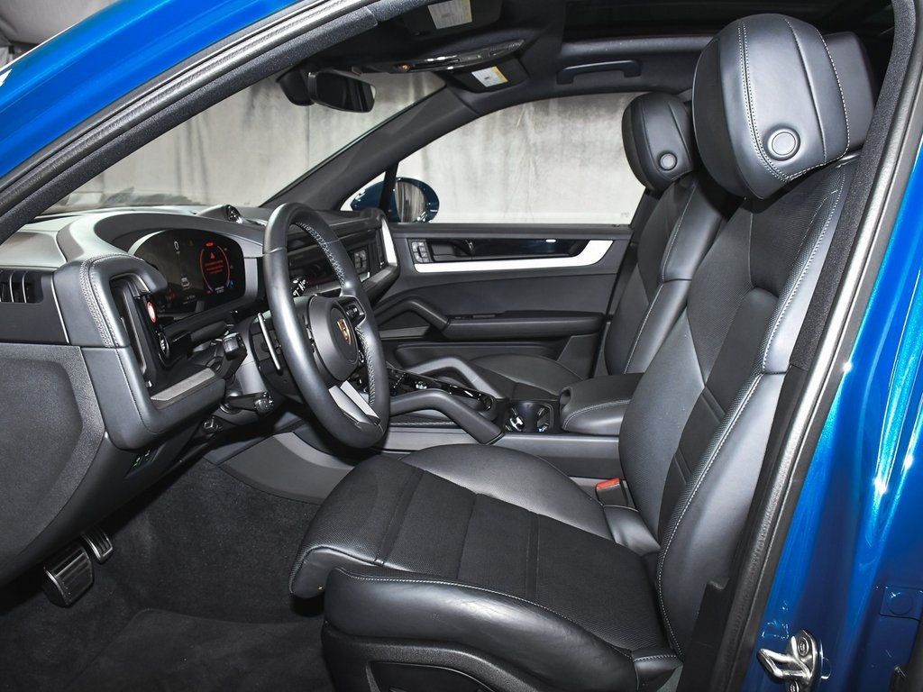 2024 Porsche Cayenne E-Hybrid S photo 48