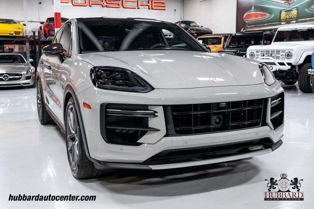 2024 Porsche Cayenne Turbo GT  - 22940139 - 9