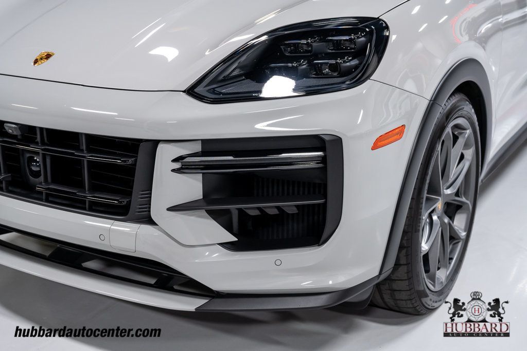 2024 Porsche Cayenne Turbo GT  - 22940139 - 12