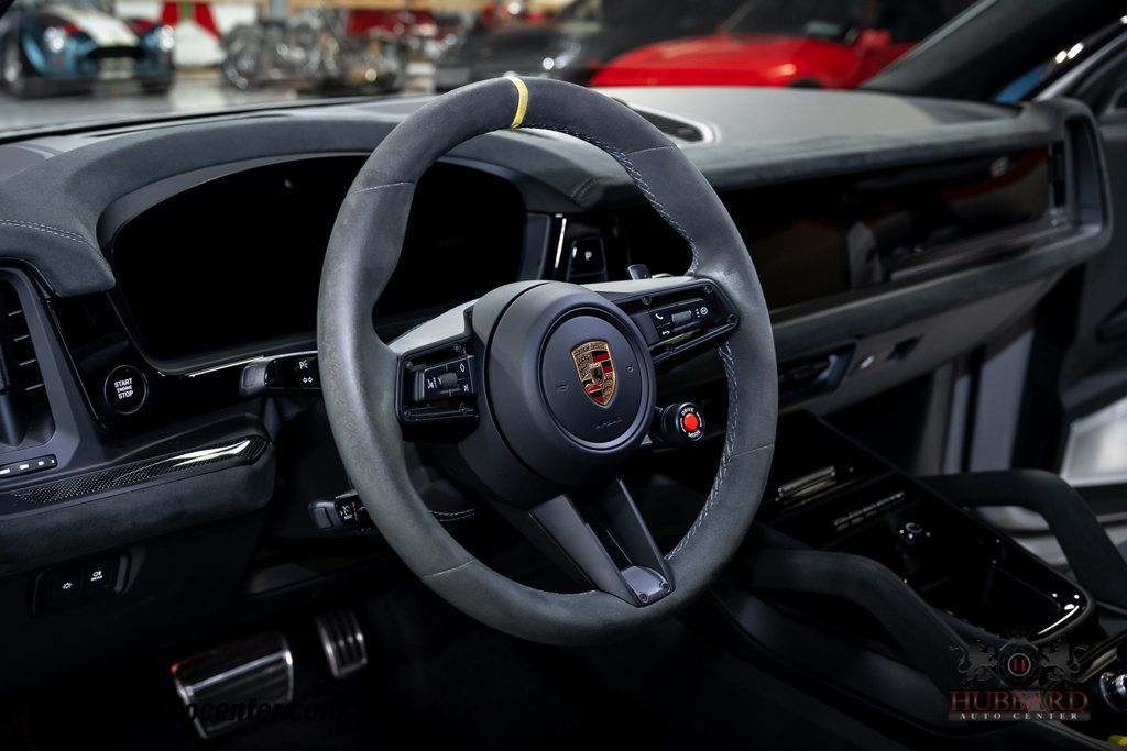 2024 Porsche Cayenne Turbo GT  - 22940139 - 18