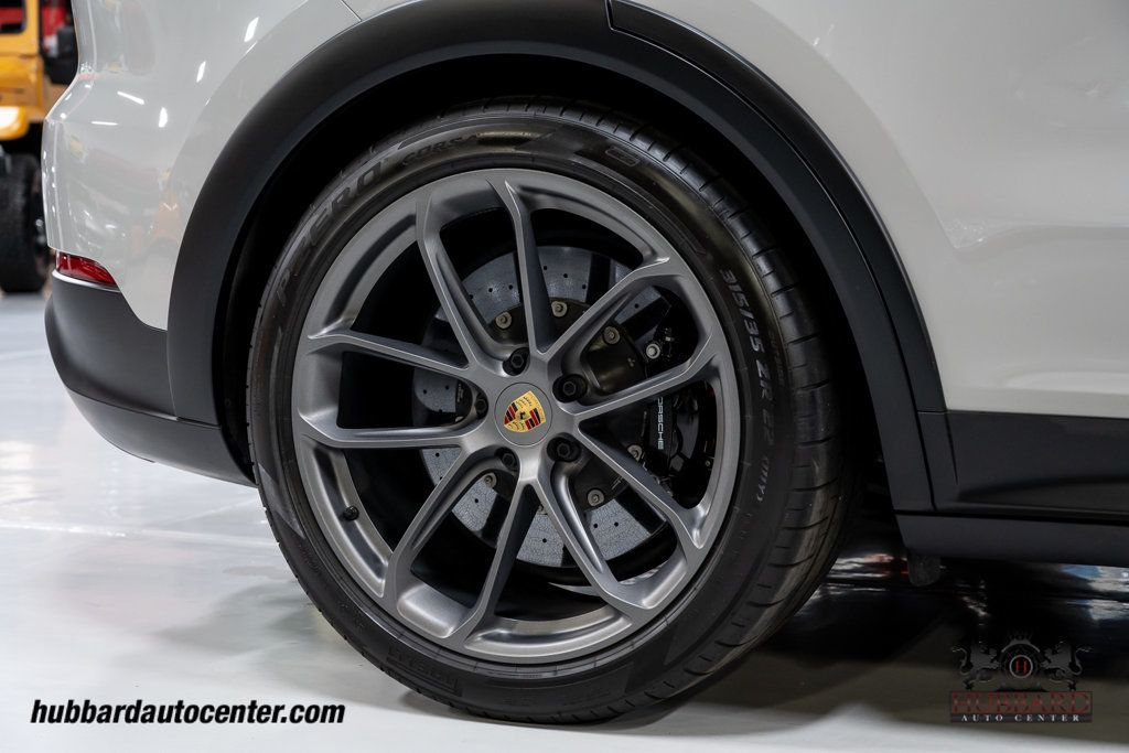 2024 Porsche Cayenne Turbo GT  - 22940139 - 36