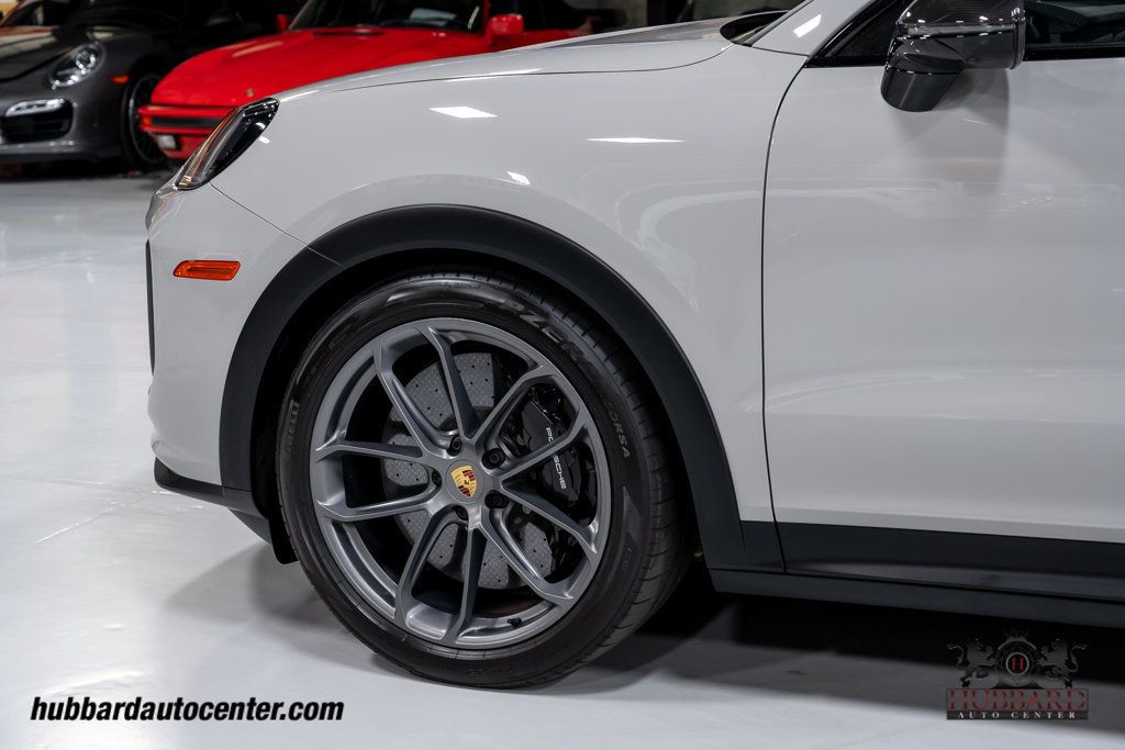 2024 Porsche Cayenne Turbo GT  - 22940139 - 54