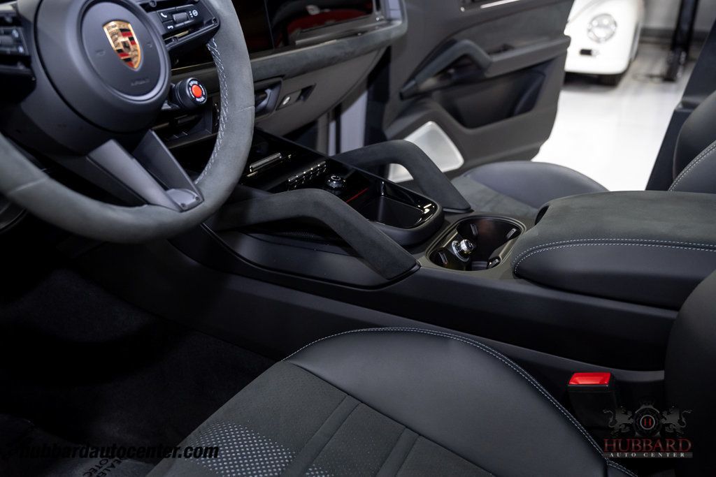 2024 Porsche Cayenne Turbo GT  - 22940139 - 60