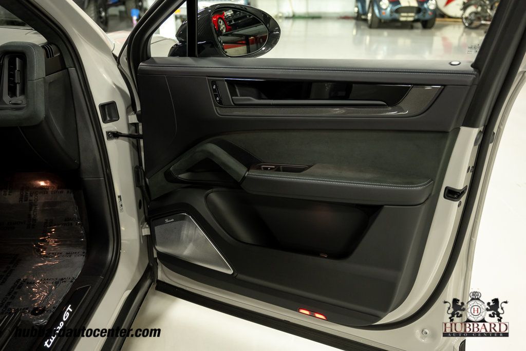 2024 Porsche Cayenne Turbo GT  - 22940139 - 71