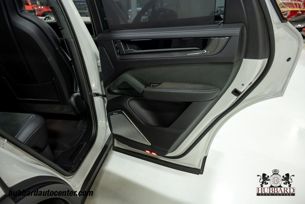 2024 Porsche Cayenne Turbo GT  - 22940139 - 75