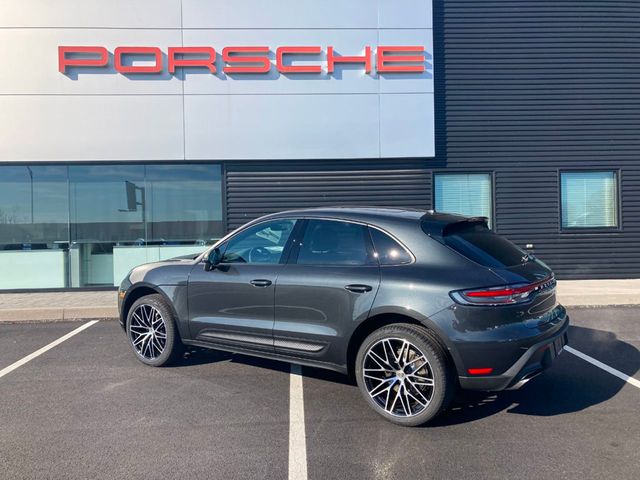 2024 Porsche Macan   - 22209310 - 14