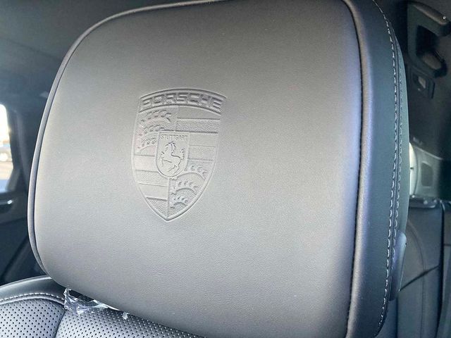 2024 Porsche Macan   - 22209310 - 20
