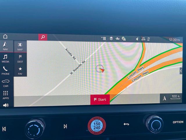 2024 Porsche Macan   - 22209310 - 22