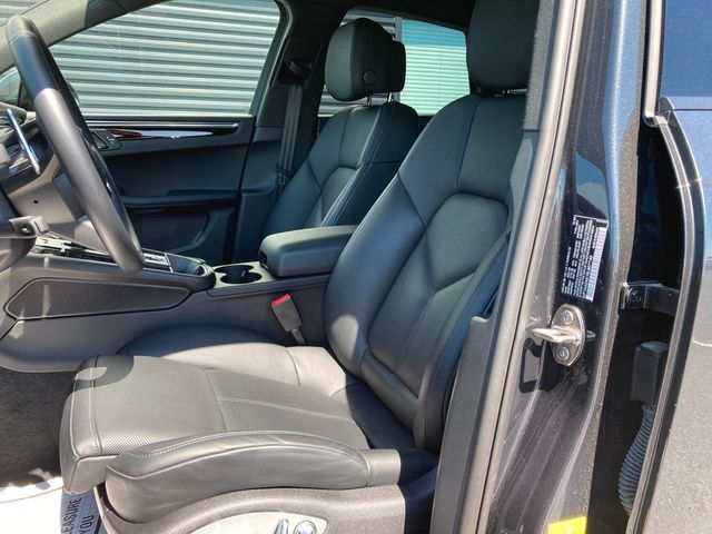 2024 Porsche Macan   - 22209310 - 4